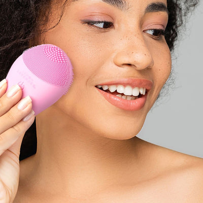 Vibrating Cleanser Brush