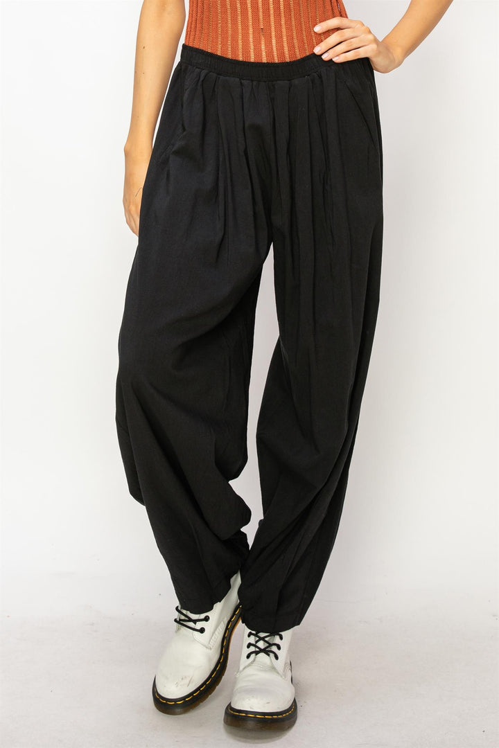 Mid Rise Wide Leg Pant