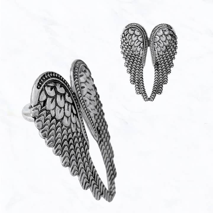 Angel Wing Stretch Ring